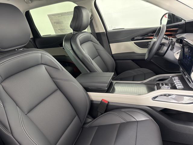 new 2025 Lincoln Nautilus car, priced at $52,170