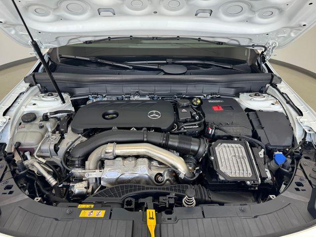 new 2025 Mercedes-Benz GLB 250 car, priced at $47,615