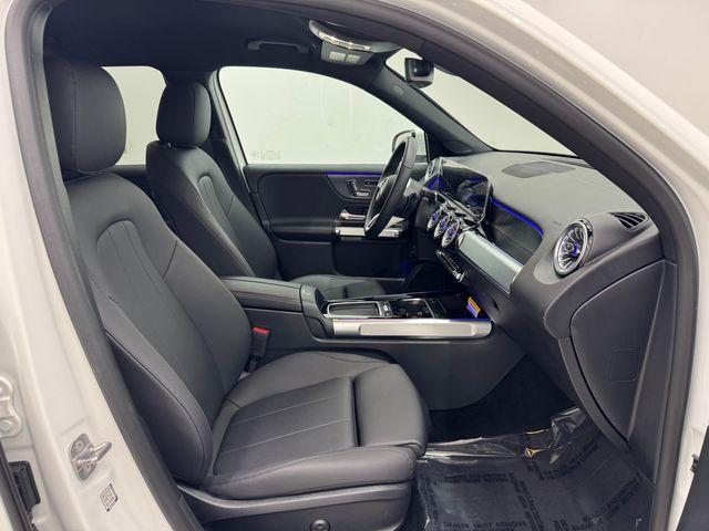 new 2025 Mercedes-Benz GLB 250 car, priced at $47,615