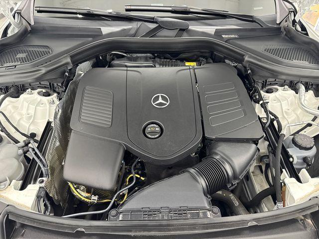 new 2025 Mercedes-Benz GLC 300 car, priced at $56,405