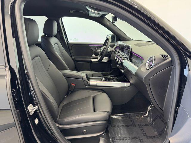 new 2025 Mercedes-Benz GLB 250 car, priced at $49,715