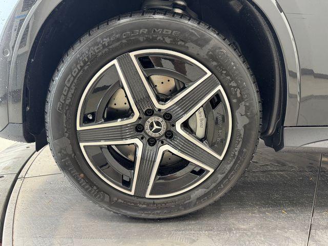 new 2025 Mercedes-Benz GLC 350e car, priced at $69,100