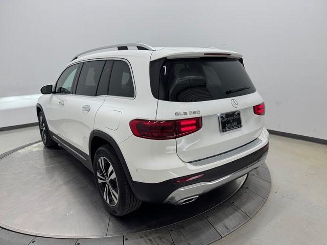 new 2025 Mercedes-Benz GLB 250 car, priced at $48,680