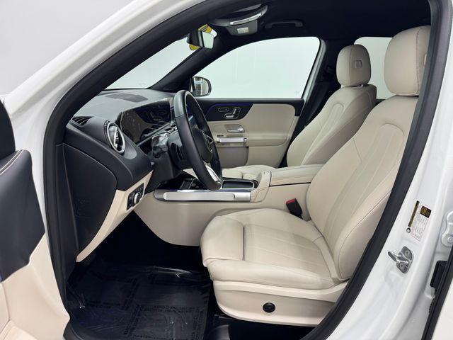 new 2025 Mercedes-Benz GLB 250 car, priced at $48,680
