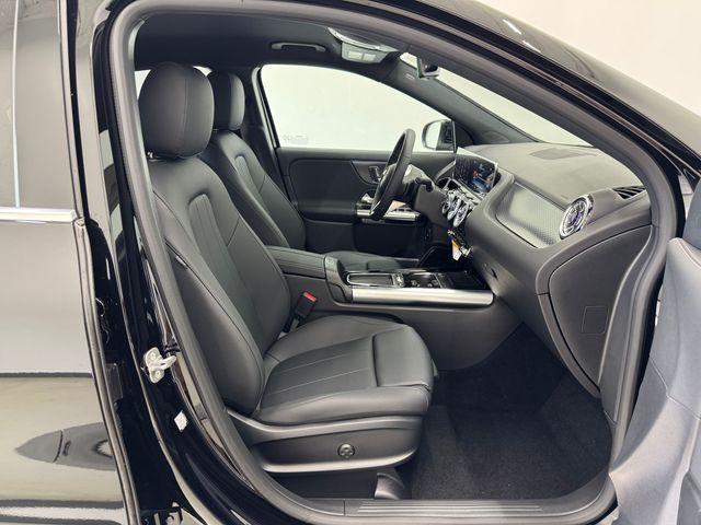 new 2025 Mercedes-Benz GLA 250 car, priced at $45,845