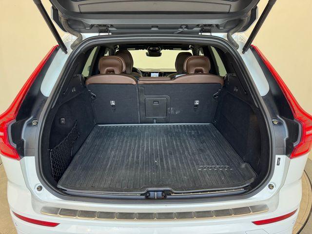 used 2022 Volvo XC60 car, priced at $30,784