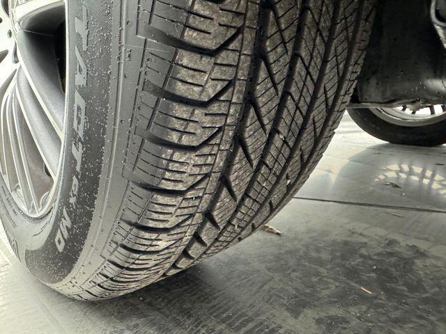 new 2025 Mercedes-Benz GLC 300 car, priced at $53,765