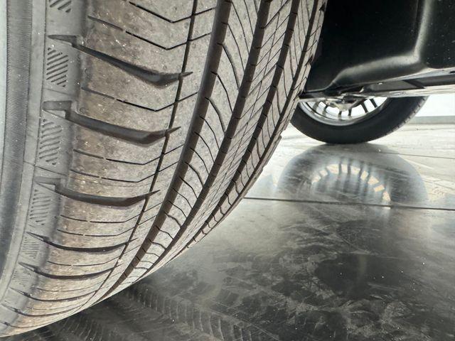 new 2025 Mercedes-Benz GLC 300 car, priced at $53,405