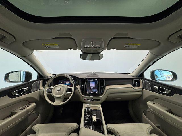 used 2022 Volvo XC60 Recharge Plug-In Hybrid car, priced at $28,997