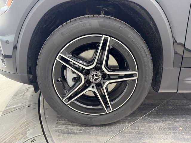 new 2026 Mercedes-Benz GLB 250 car, priced at $52,270