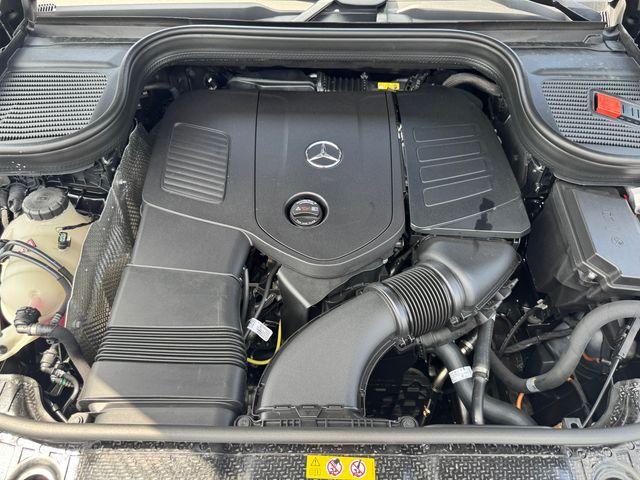 new 2025 Mercedes-Benz GLE 350 car, priced at $70,125