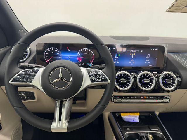 new 2025 Mercedes-Benz GLA 250 car, priced at $45,650