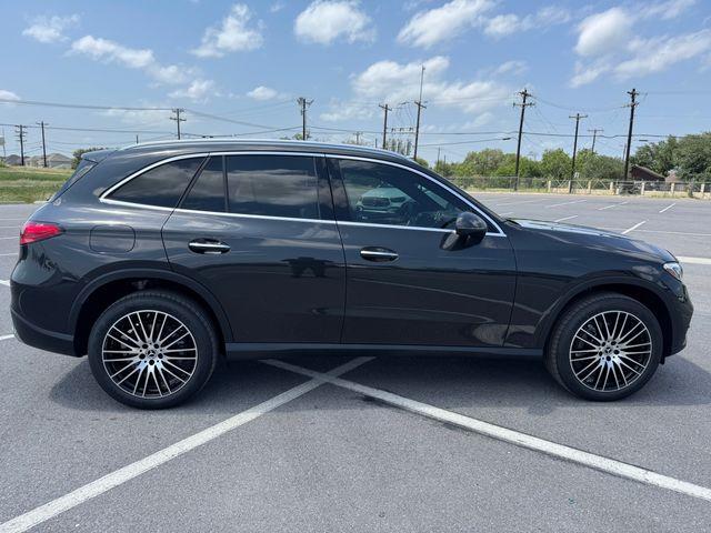 new 2025 Mercedes-Benz GLC 300 car, priced at $56,985