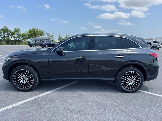 new 2025 Mercedes-Benz GLC 300 car, priced at $56,985