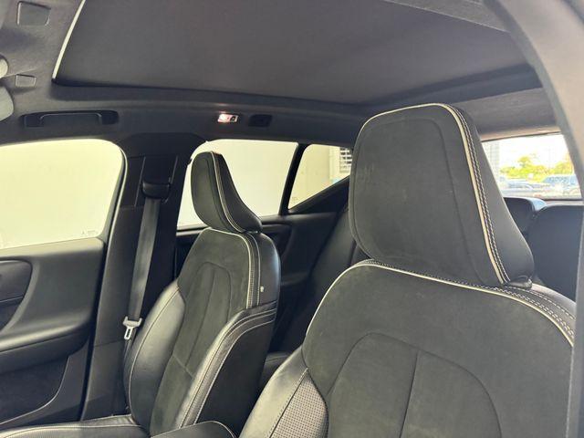 used 2019 Volvo XC40 car, priced at $20,811