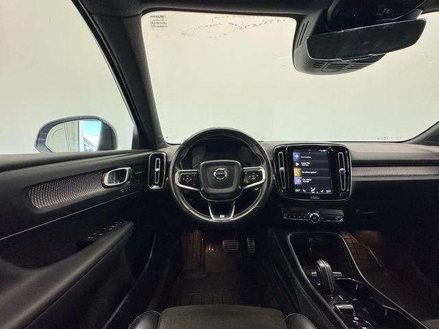 used 2019 Volvo XC40 car, priced at $20,811