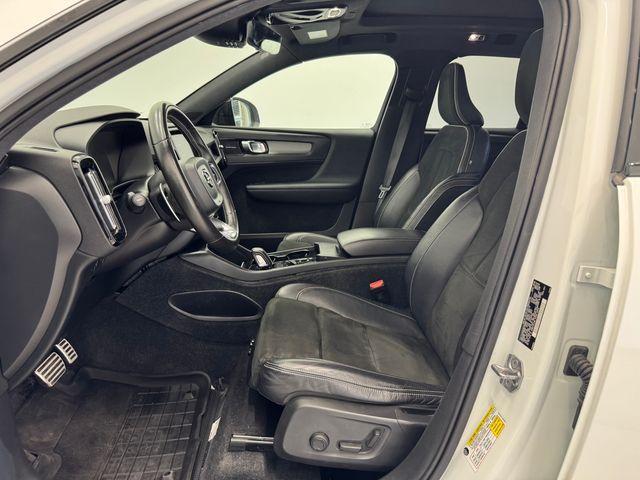 used 2019 Volvo XC40 car, priced at $20,811