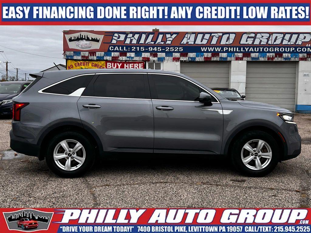 used 2022 Kia Sorento car, priced at $19,885