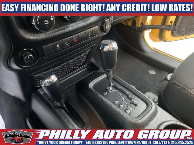 used 2015 Jeep Wrangler Unlimited car, priced at $32,885