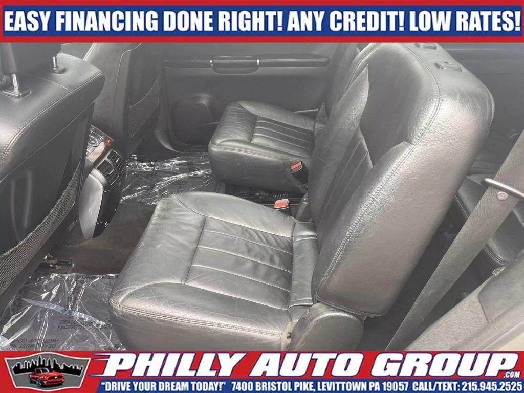 used 2006 Mercedes-Benz R-Class car, priced at $6,885