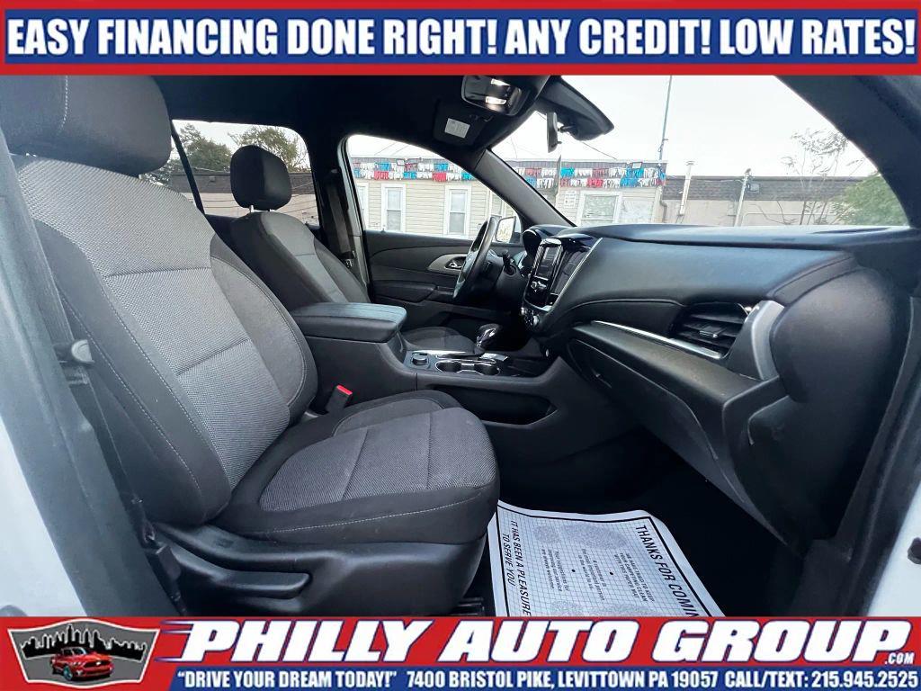used 2022 Chevrolet Traverse car, priced at $23,885