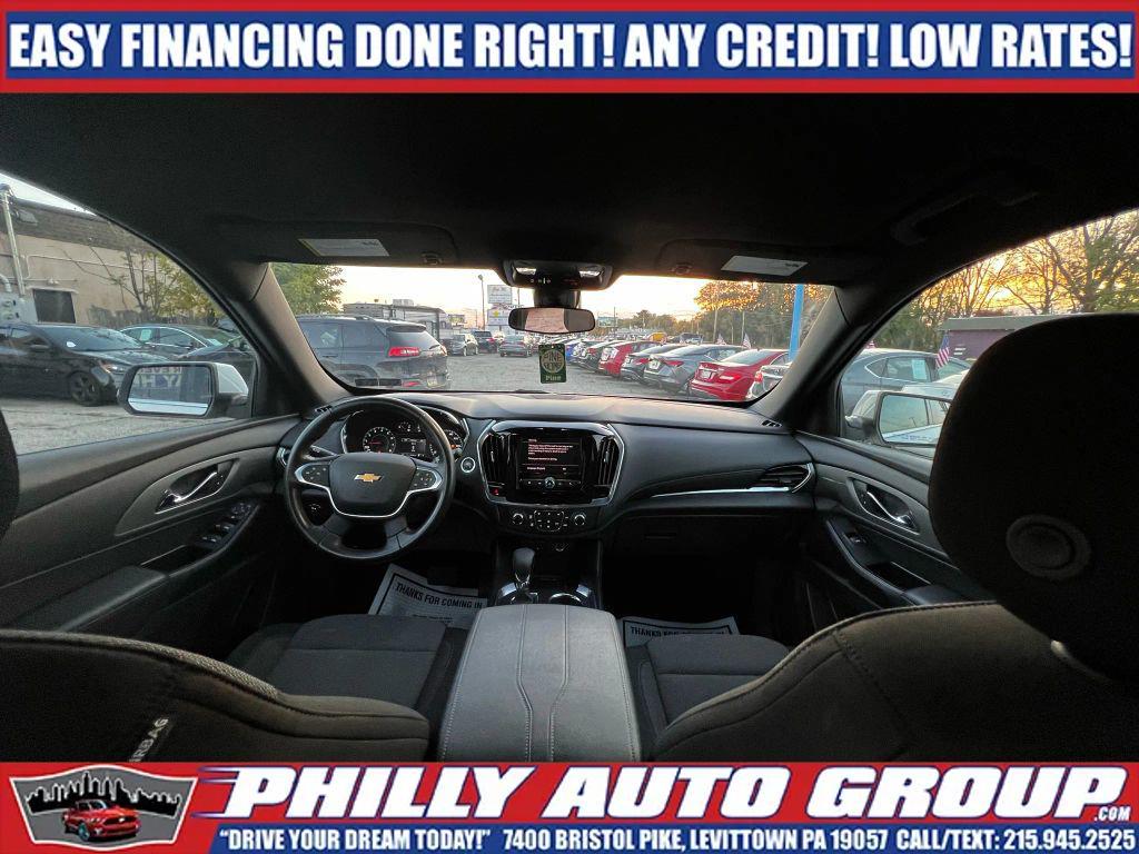 used 2022 Chevrolet Traverse car, priced at $23,885