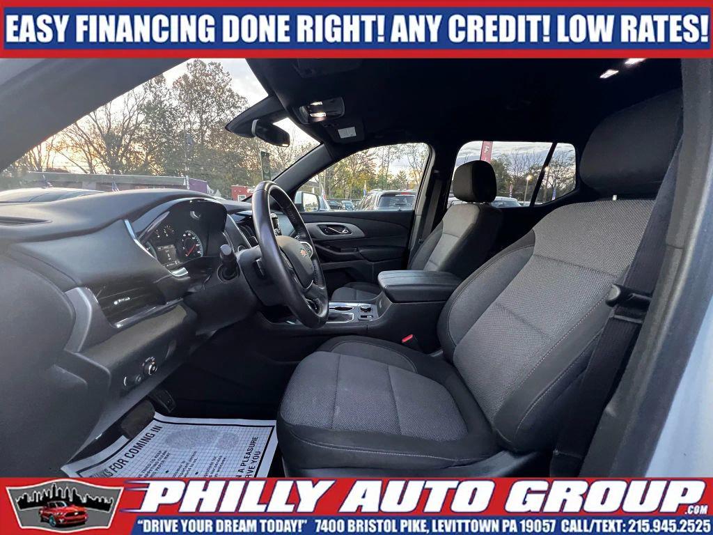 used 2022 Chevrolet Traverse car, priced at $23,885