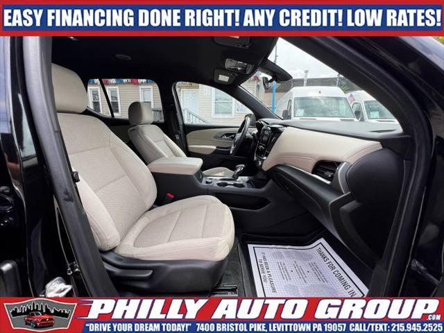 used 2023 Chevrolet Traverse car, priced at $19,885