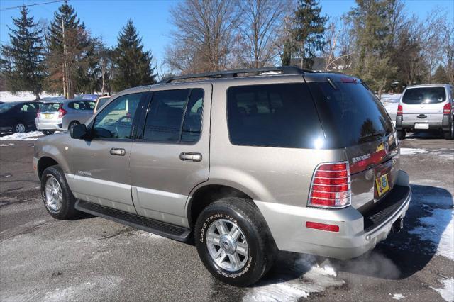 used 2002 Mercury Mountaineer car, priced at $9,495