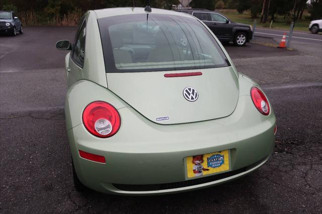 used 2006 Volkswagen New Beetle car