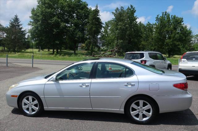 used 2005 Lexus ES 330 car, priced at $9,999