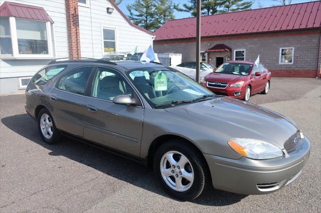 used 2004 Ford Taurus car, priced at $7,999