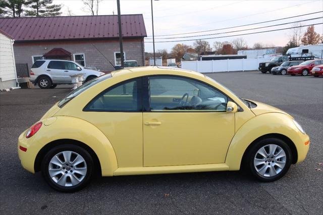 used 2009 Volkswagen New Beetle car