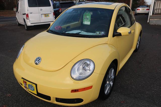 used 2009 Volkswagen New Beetle car