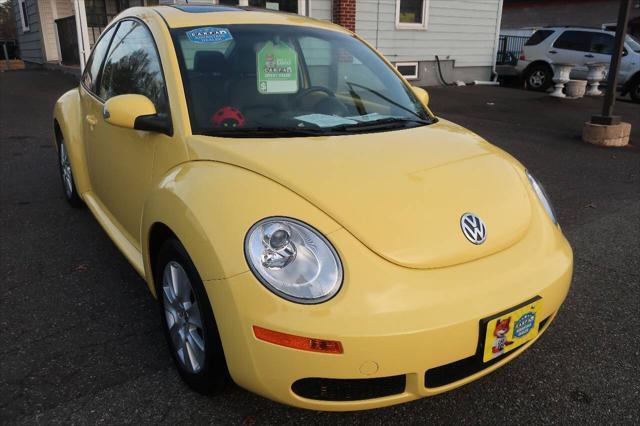 used 2009 Volkswagen New Beetle car