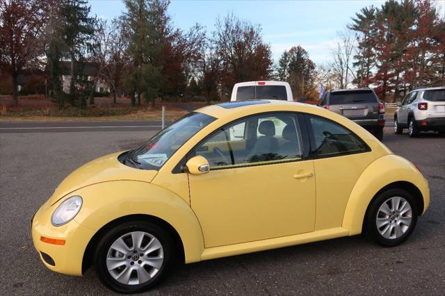 used 2009 Volkswagen New Beetle car