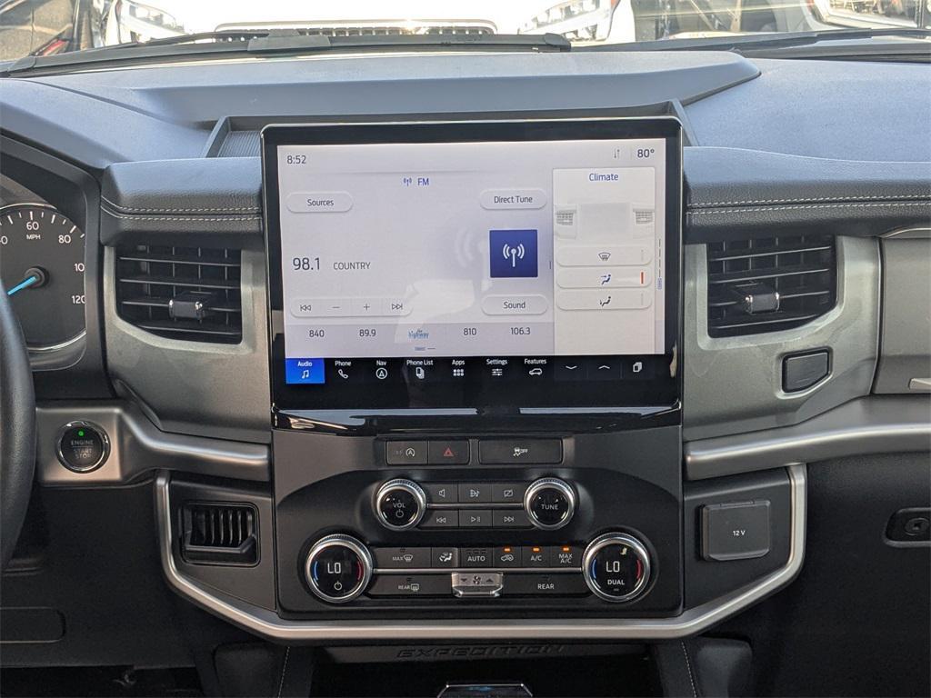 used 2024 Ford Expedition car, priced at $48,986