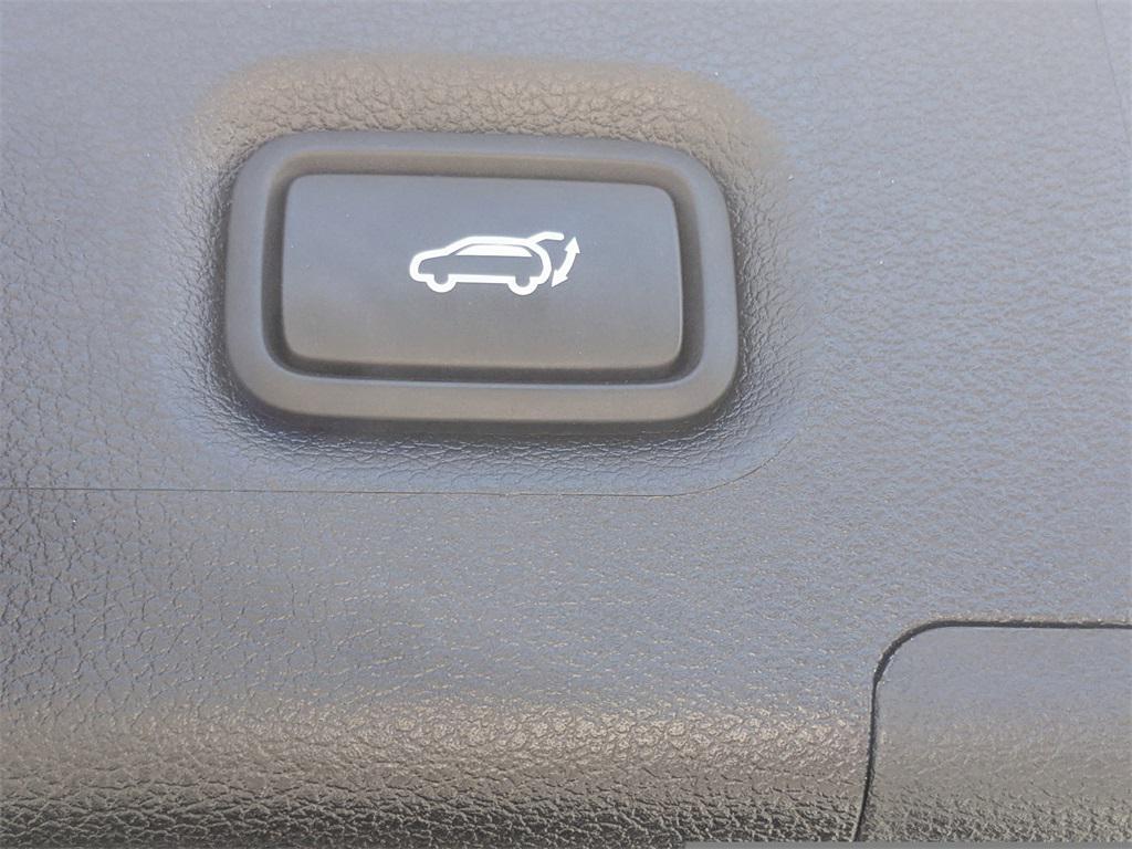 used 2023 Hyundai Santa Fe car, priced at $19,859