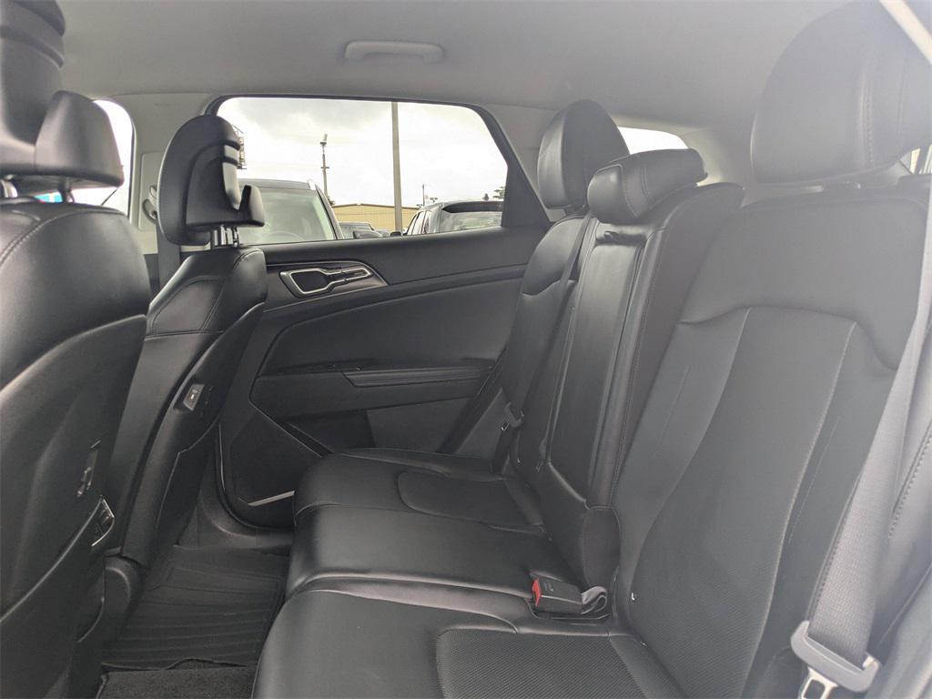 used 2025 Kia Sportage car, priced at $25,571