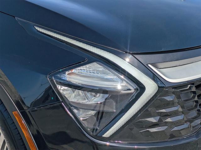 used 2025 Kia Sportage car, priced at $24,998