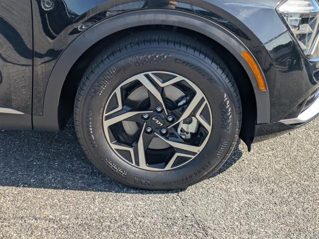 used 2025 Kia Sportage car, priced at $24,998