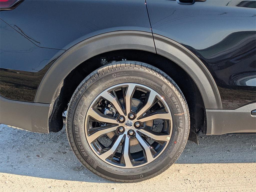new 2025 Ford Explorer car, priced at $43,862