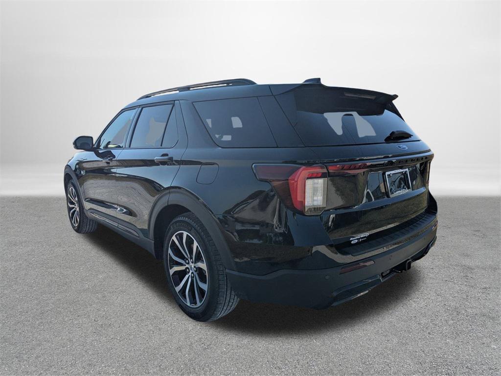 new 2025 Ford Explorer car, priced at $43,862