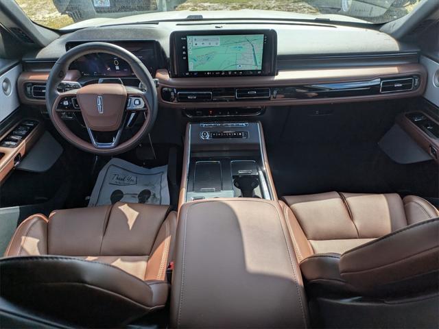 new 2025 Lincoln Aviator car, priced at $72,052