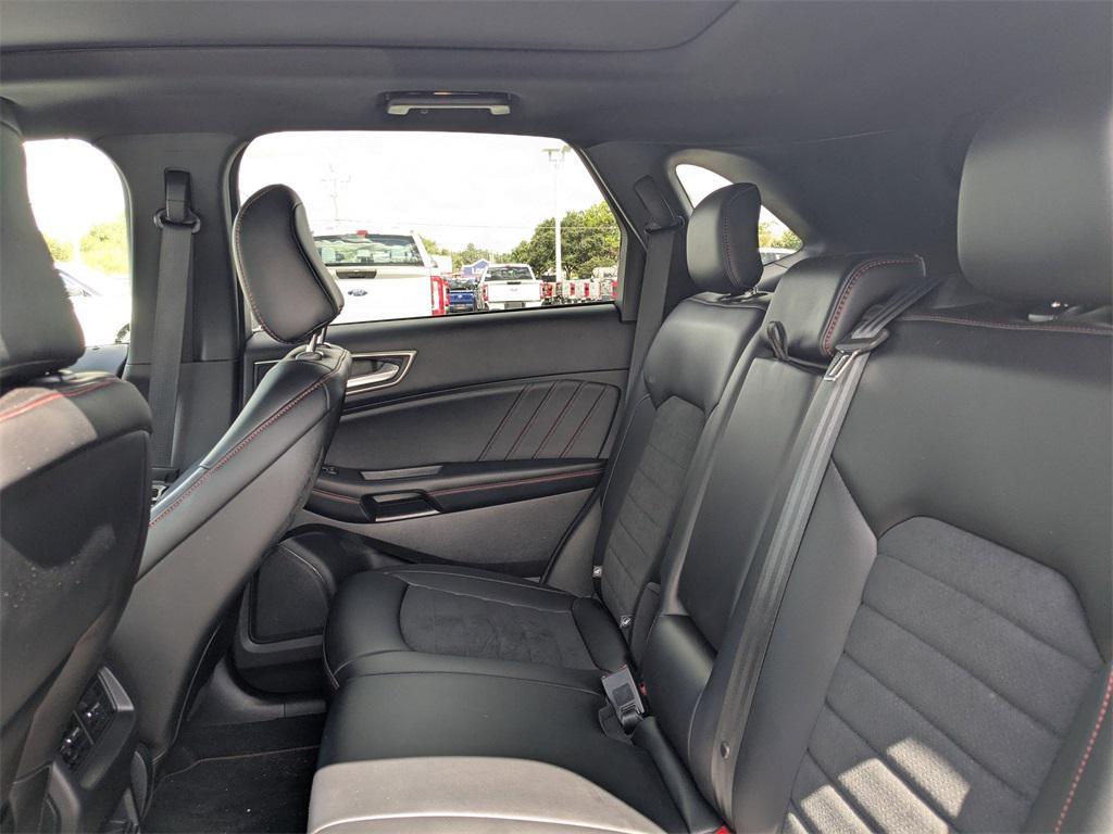 used 2022 Ford Edge car, priced at $24,869