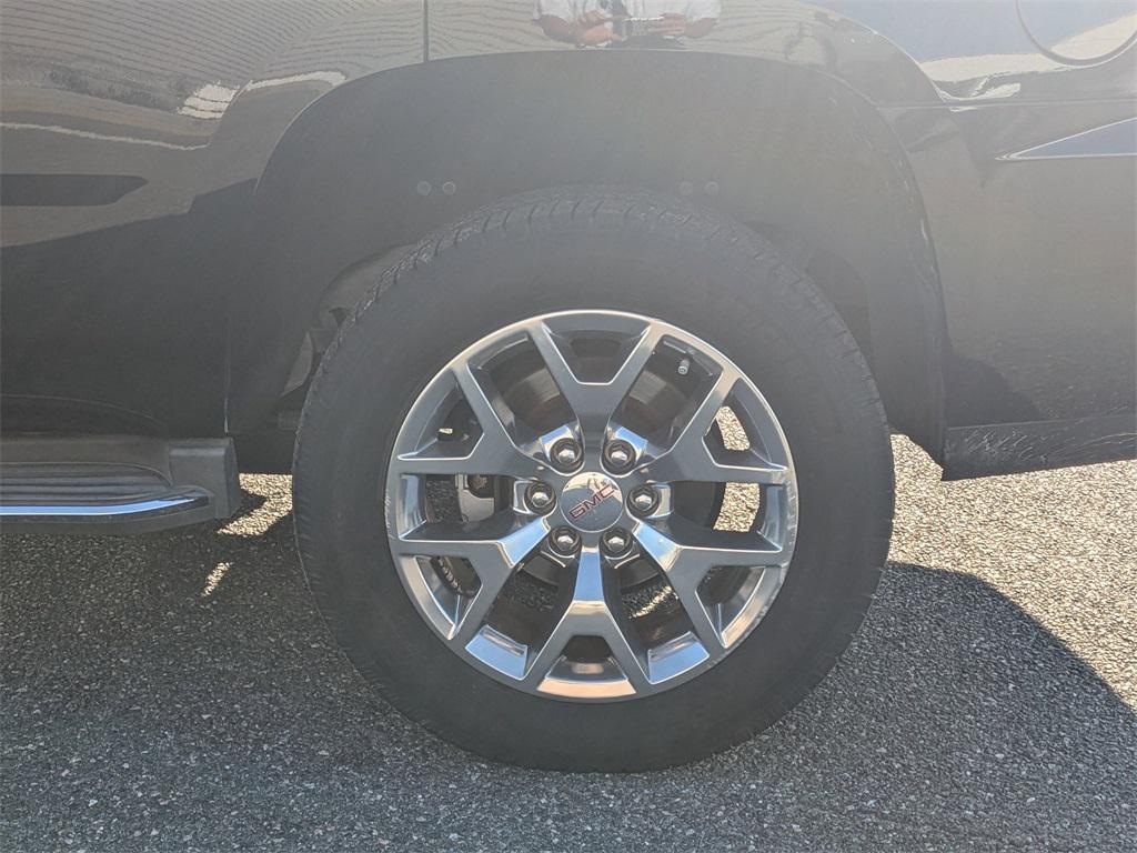 used 2015 GMC Yukon car, priced at $26,985