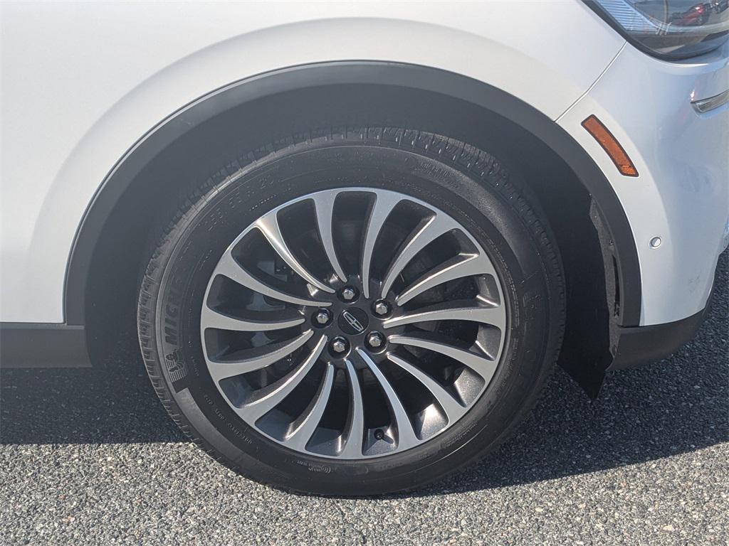 used 2021 Lincoln Aviator car, priced at $29,612