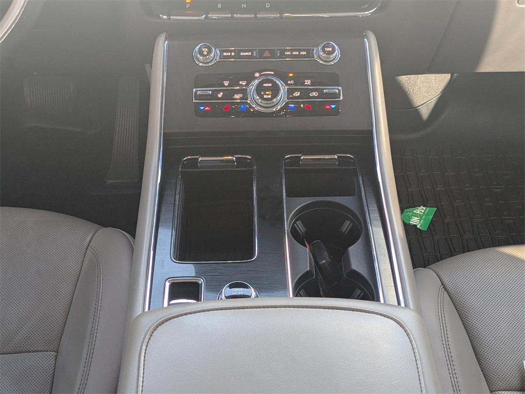 used 2021 Lincoln Aviator car, priced at $29,612