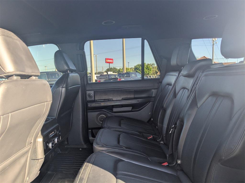 used 2021 Ford Expedition car, priced at $36,167