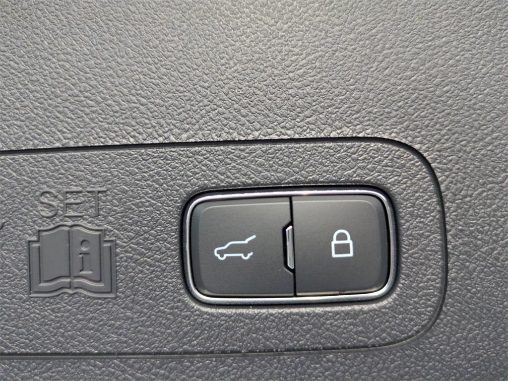 new 2025 Lincoln Aviator car, priced at $73,129